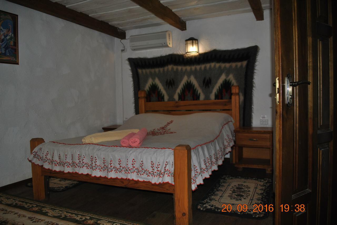 Dykyi Khutir Hotel Melniki  Exterior foto