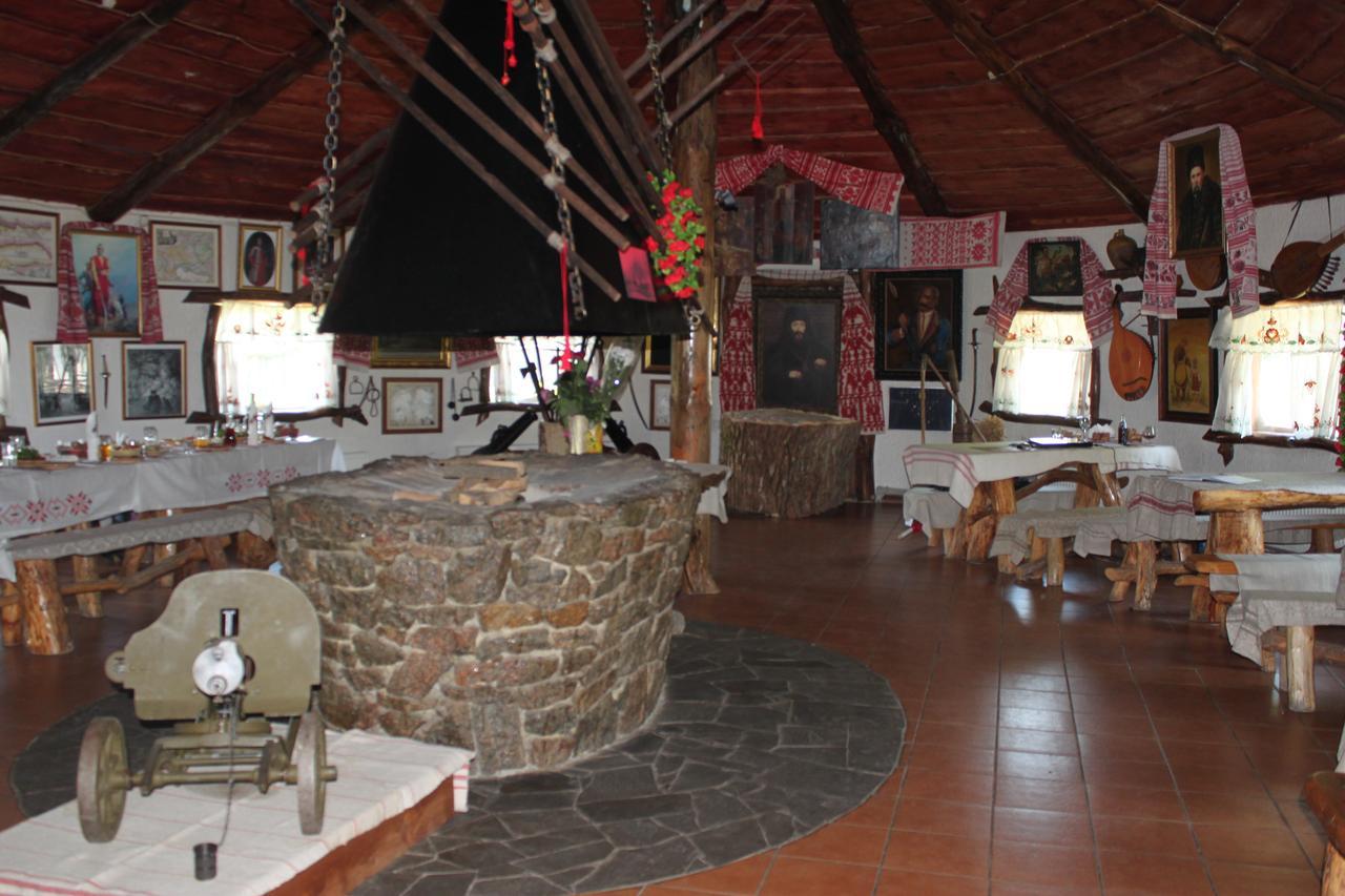Dykyi Khutir Hotel Melniki  Exterior foto